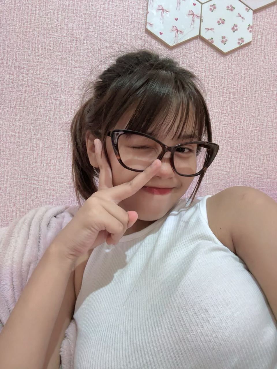 Riska Saputri alias Riskanjut PART 2 , 3v +20p, HOT POL! 8 33 website by kawai.vip